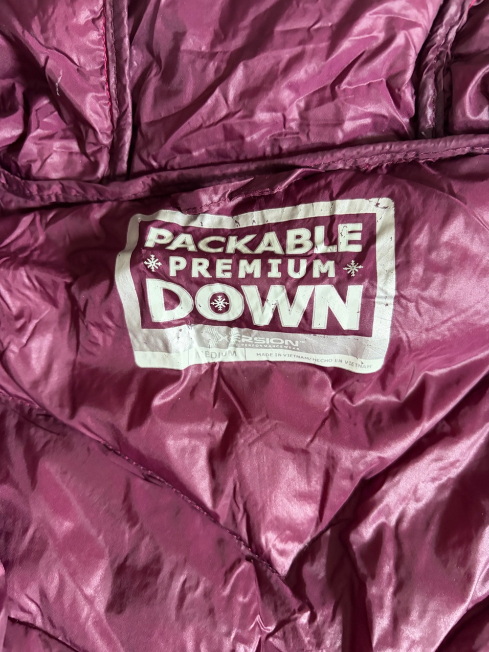 Packable down jacket - Picture 3 of 6